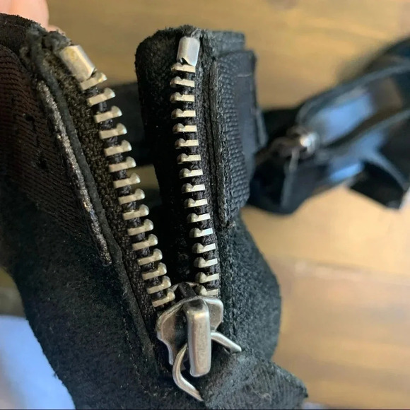 Sorel Joanie II Black Wedge Sandals Heels Canvas Leather Ankle Strap Open Toe 7 - Picture 9 of 9